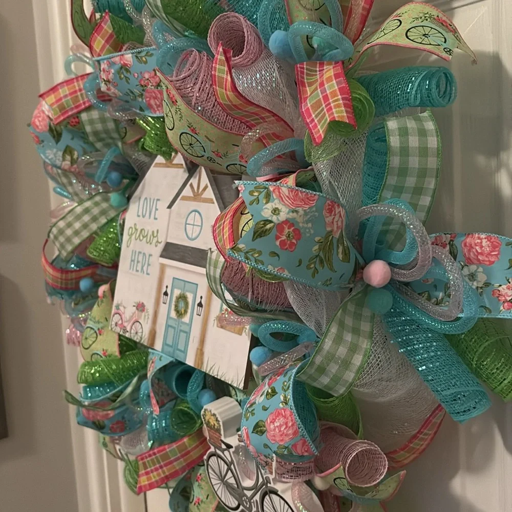 Love Grows Here wreath